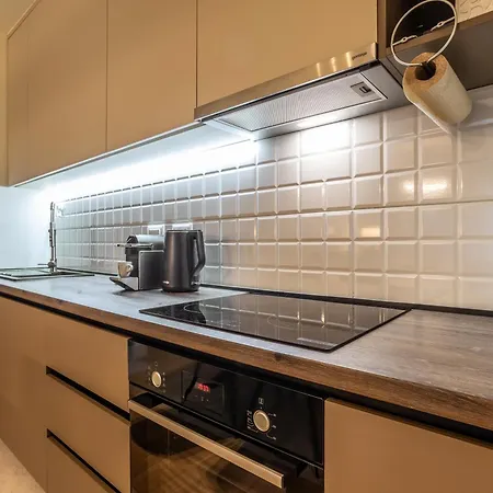 The Sensation Waterfront * Βελιγράδι