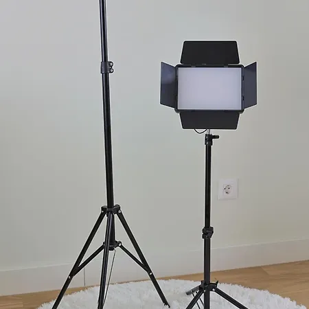 The Sensation Waterfront Apartman