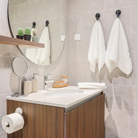 The Sensation Waterfront Apartman *