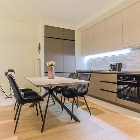 The Sensation Waterfront * Belgrád