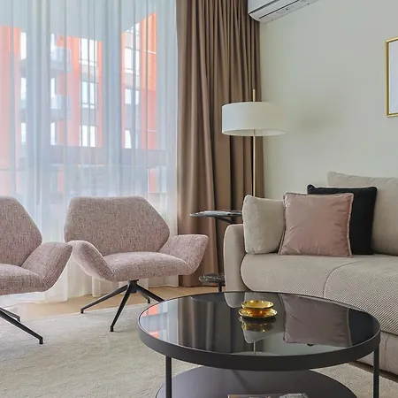 The Sensation Waterfront * Belgrád