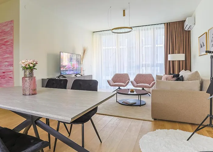 The Sensation Waterfront Apartamento